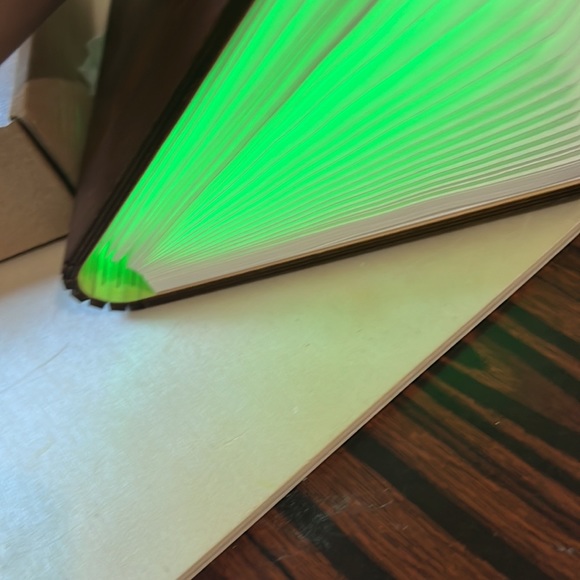 LED book lamp - Picture 7 of 8